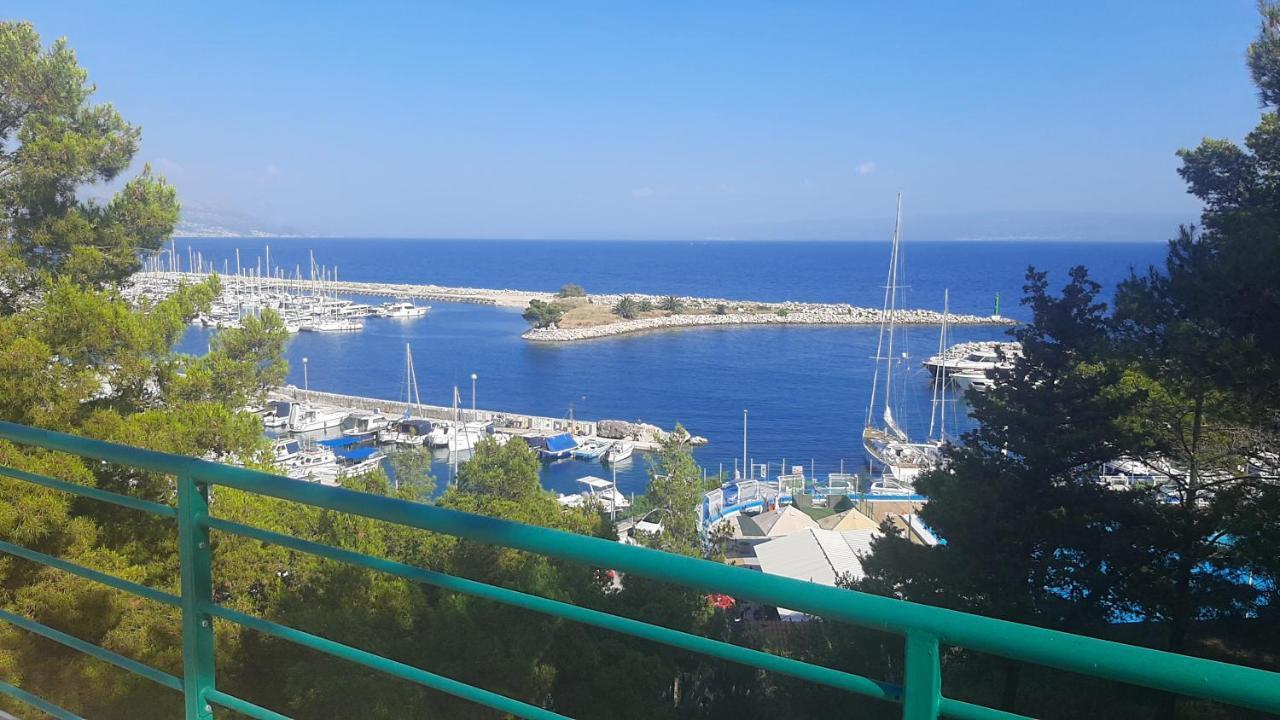 Old Captain'S Apartments - In A Pine Wood By The Sea And Tennis Courts สปลิท ภายนอก รูปภาพ